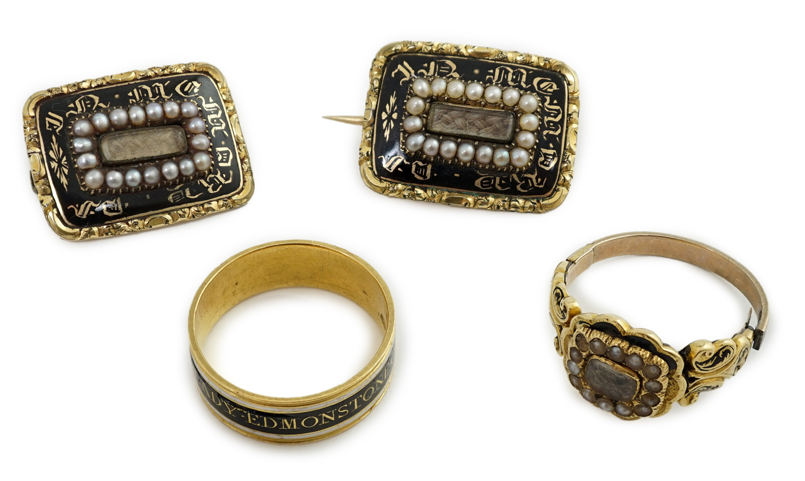 A family group of George III and Victorian memorial jewellery